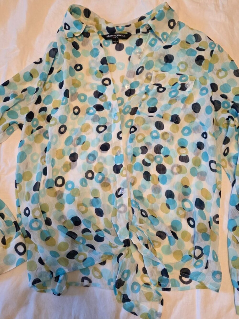 Polka dot blouse size L ties at waist